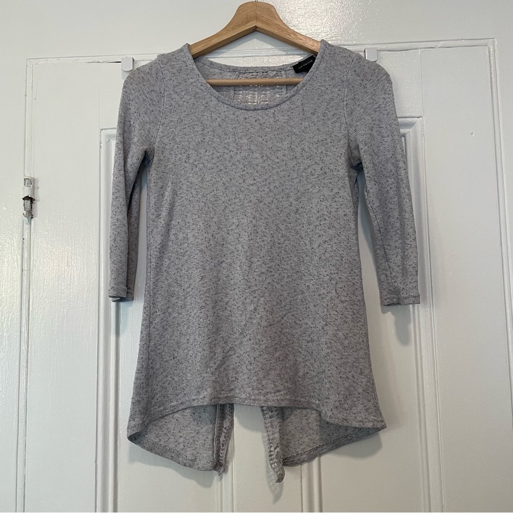 The Limited 3/4 sleeve top